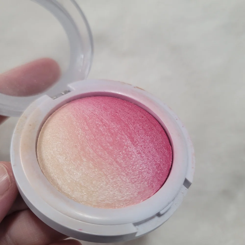 Hard Candy Glow‎ All The Way Ombre Baked Blush Sunburst 993 Pink Shimmer